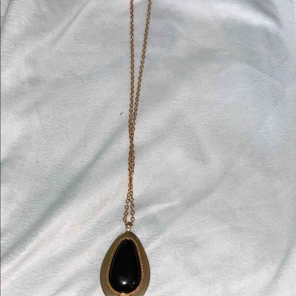 Paparazzi necklace and earrings set